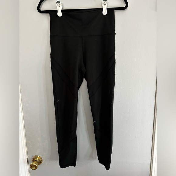 Aerie Medium Black Leggings with Mesh - Picture 4 of 5